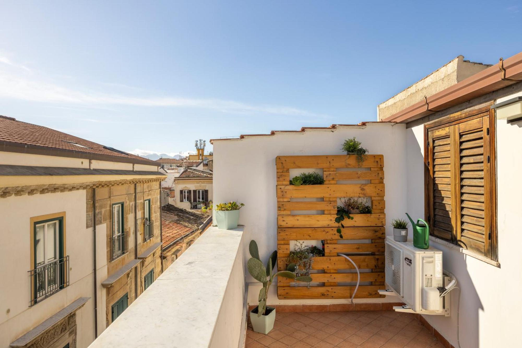 Suk Ballaro House Palermo Exterior photo